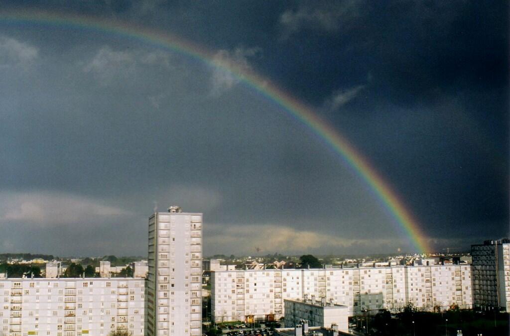 Des racines sous le béton - Habitants du quartier de Pontanézen, Peuple et Culture, Oscura, Danielle Lagattu