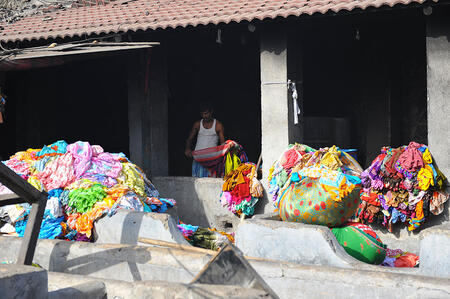 Les lavandiers de Bombay, la plus grande blanchisserie à ciel ouvert au monde